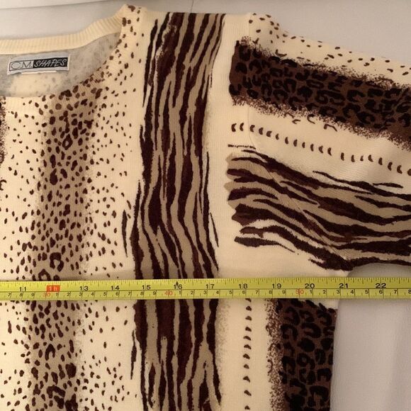 C.M.Chapes Women’s Long Sleeve Sweater Size L - Picture 4 of 8